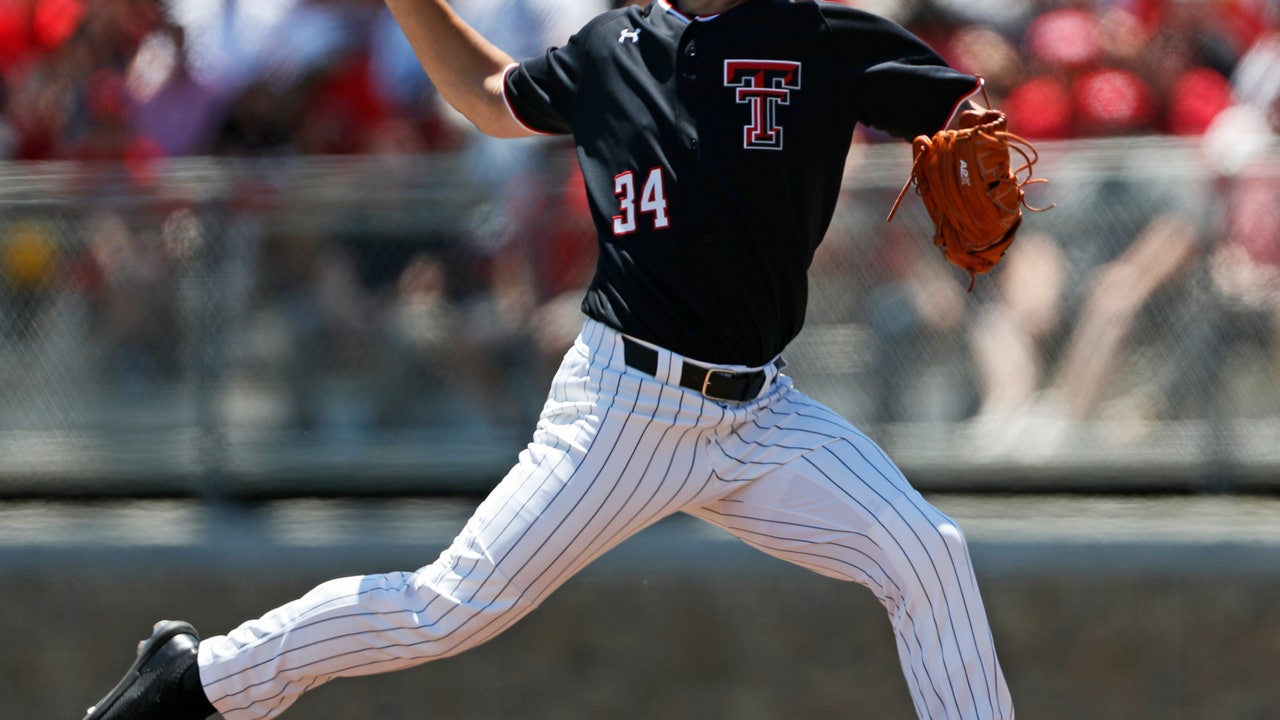 Michigan, Duke stun top 2 seeds; Texas Tech, Cards also win